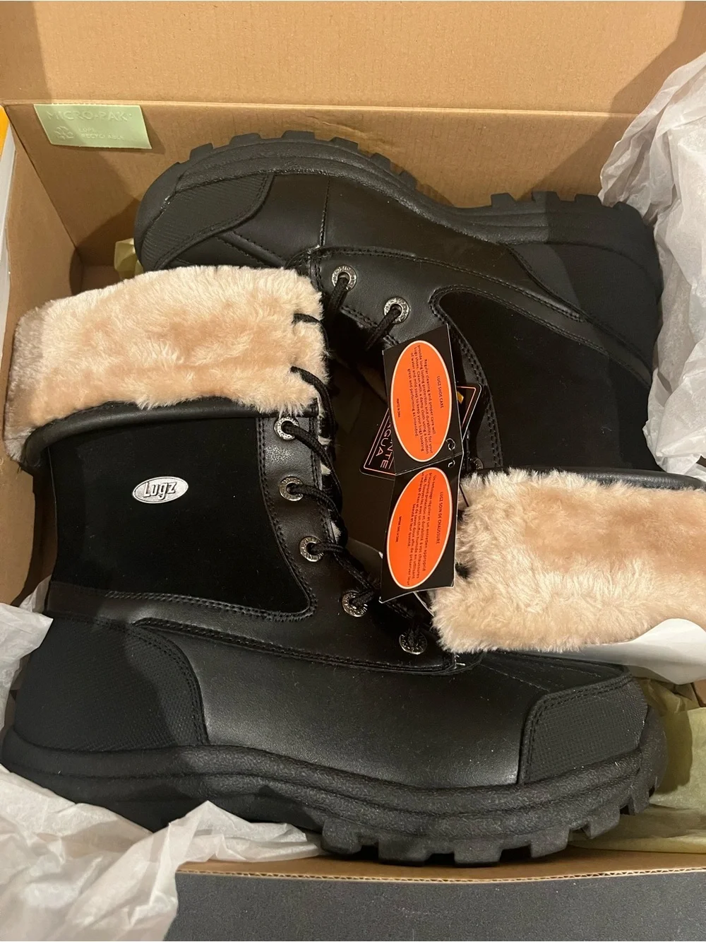 Lugz Black Winter Lace-Up Boots with Cream Faux-Fur Cuff